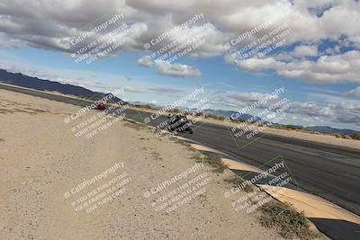 media/Nov-16-2025-Race Pace (Sun) [[8c5fa54630]]/Verified Riders/6-Turn 10 Inside (1145am)/